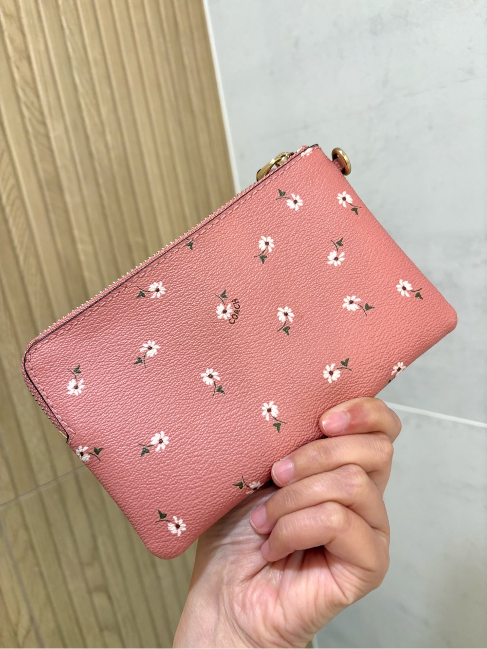 Coach Wristlet Wallet Pink Gold With Floral Print MSRP $125 NEW - Picture 3 of 8